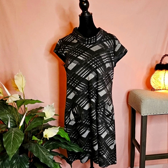 Midi/ Mini fall soft dress, gray and black size 14 - Picture 1 of 10